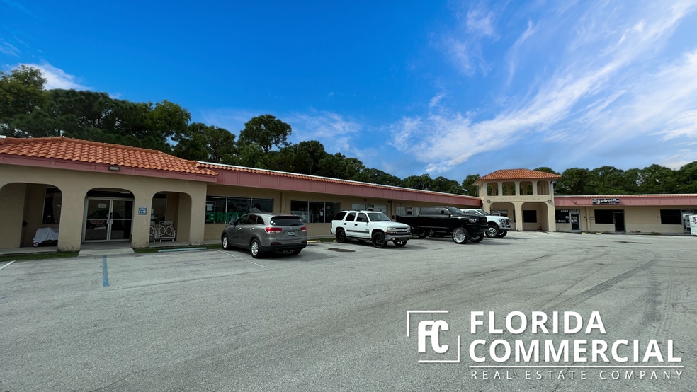 8276-8297 S US Hwy 1, Port Saint Lucie, FL for lease - Building Photo - Image 2 of 11