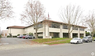 Plus de détails pour 2220 Pine View Way, Petaluma, CA - Industriel/Logistique à louer