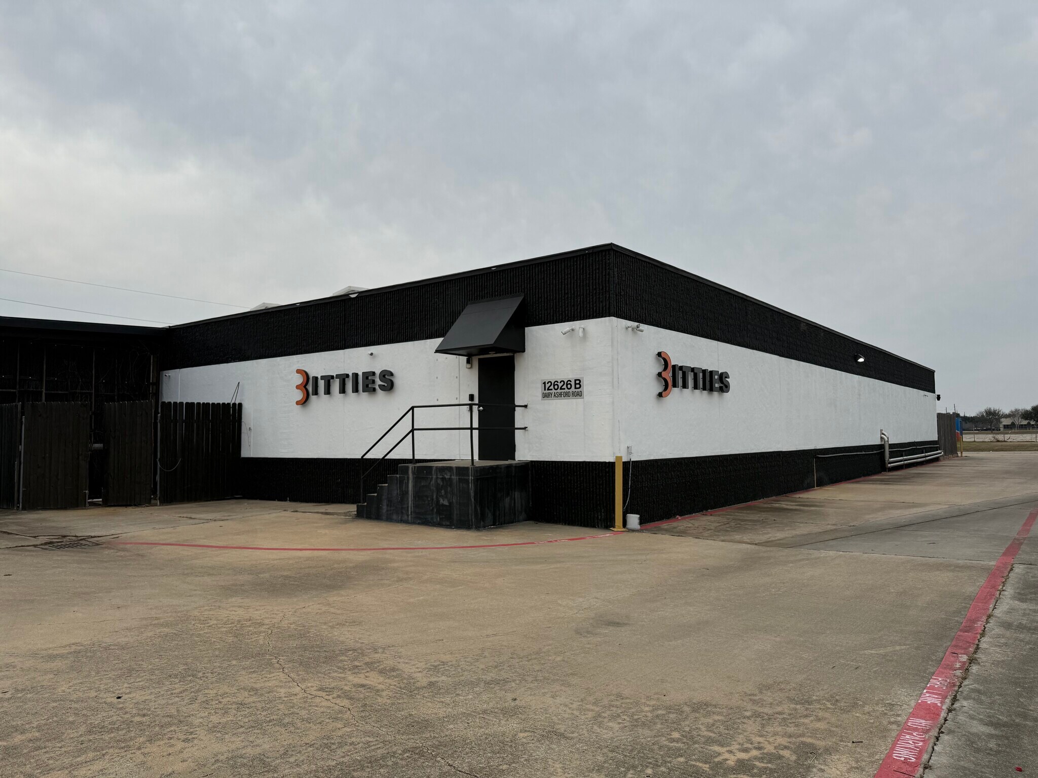 12626A Dairy Ashford, Sugar Land, TX à vendre Photo du bâtiment- Image 1 de 59