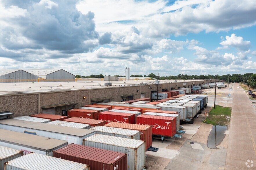 1202-1398 Harris St, Houston, TX à louer - Photo du bâtiment - Image 3 de 8