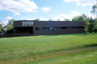 More details for 30335 W 13 Mile Rd, Farmington Hills, MI - Office for Lease