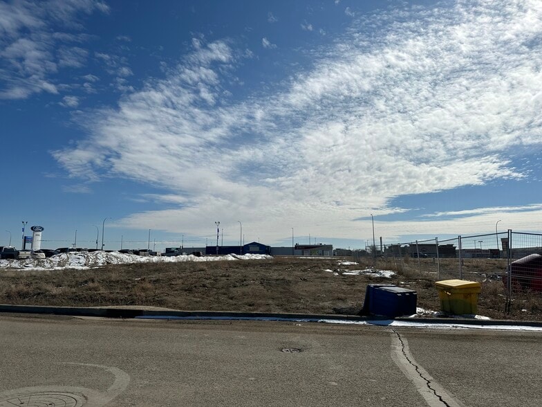 2917 15 Av, Wainwright, AB à vendre - Photo du bâtiment - Image 3 de 8