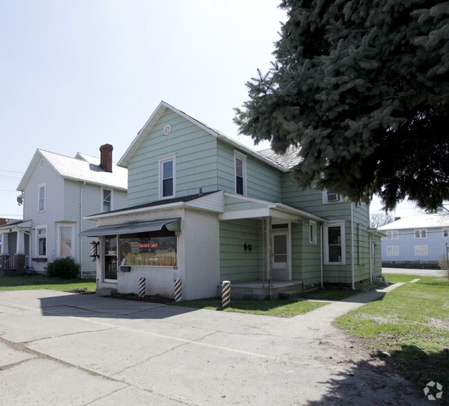 846 E Main St, Lancaster, OH for sale - Building Photo - Image 2 of 2