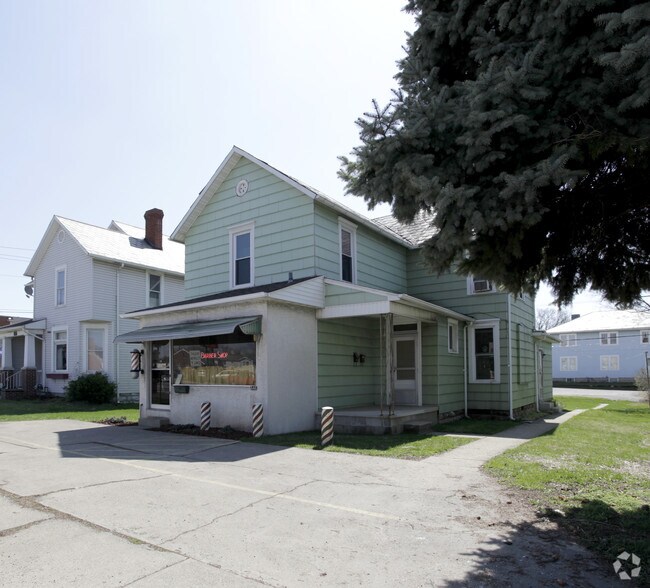 846 E Main St, Lancaster, OH à vendre - Photo du bâtiment - Image 2 de 2