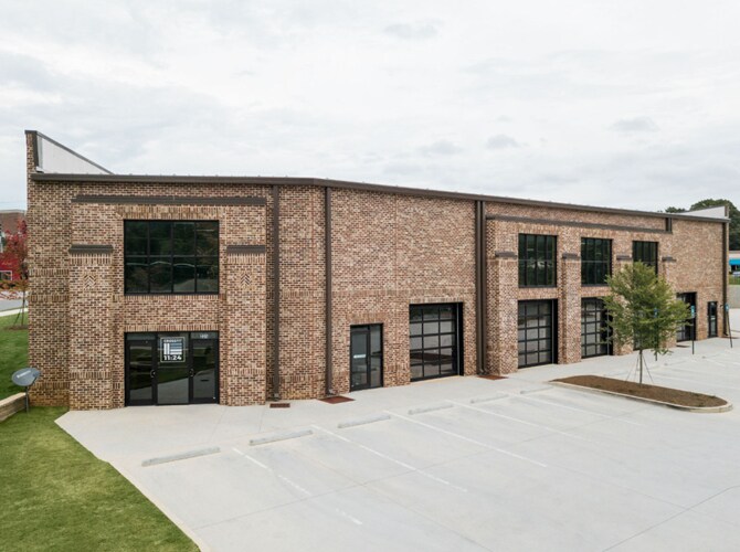 225 Crescent Cir SW, Marietta, GA à vendre Photo principale- Image 1 de 10