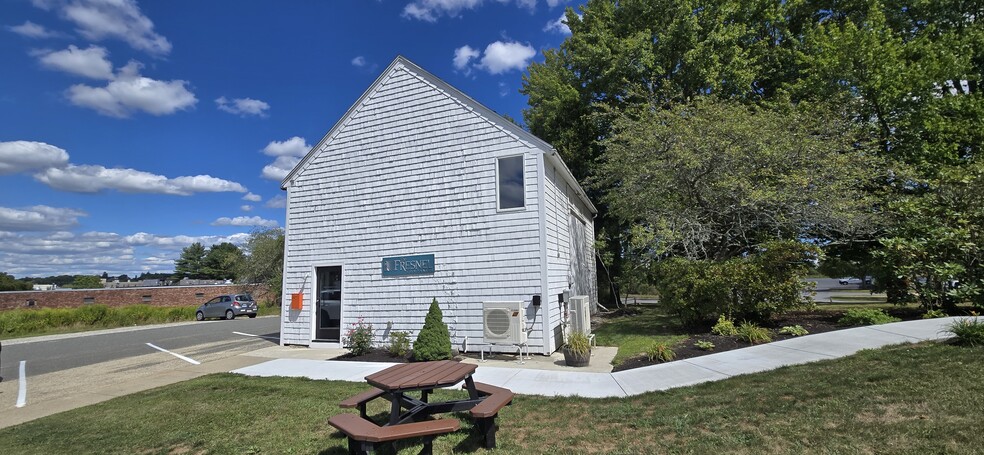 112 Parker St, Newburyport, MA for lease - Building Photo - Image 2 of 22