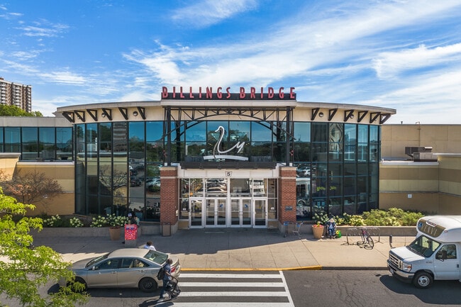 More details for 2277 Riverside Dr, Ottawa, ON - Retail for Lease