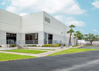 More details for 4450 E Adamo Dr, Tampa, FL - Industrial for Lease