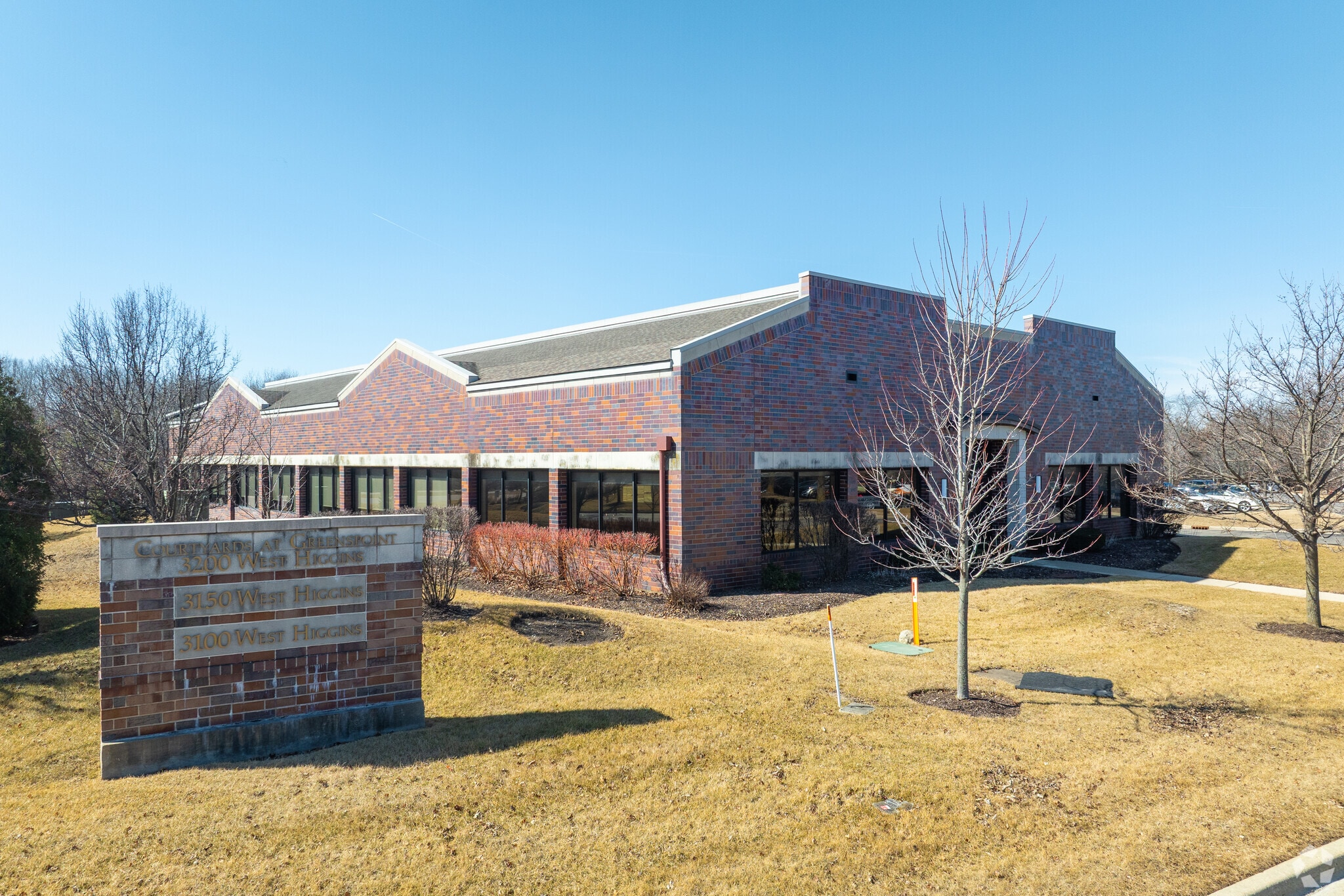 3200 W Higgins Rd, Hoffman Estates, IL for lease Primary Photo- Image 1 of 15