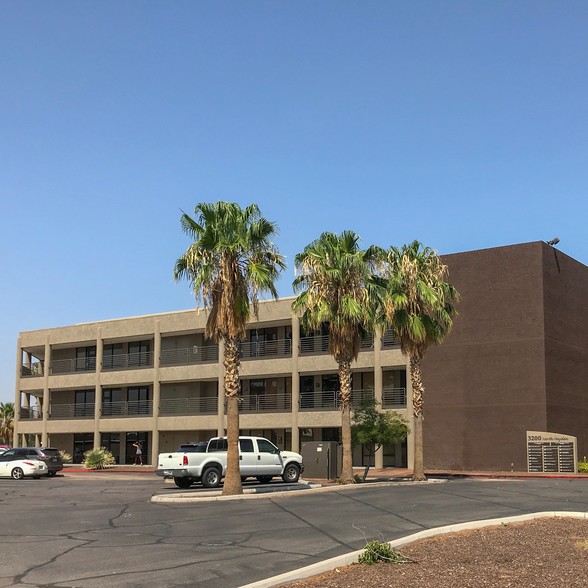 3200 N Hayden Rd, Scottsdale, AZ for lease - Building Photo - Image 1 of 12