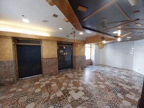 Retail in Madrid, Madrid for lease Interior Photo- Image 1 of 6