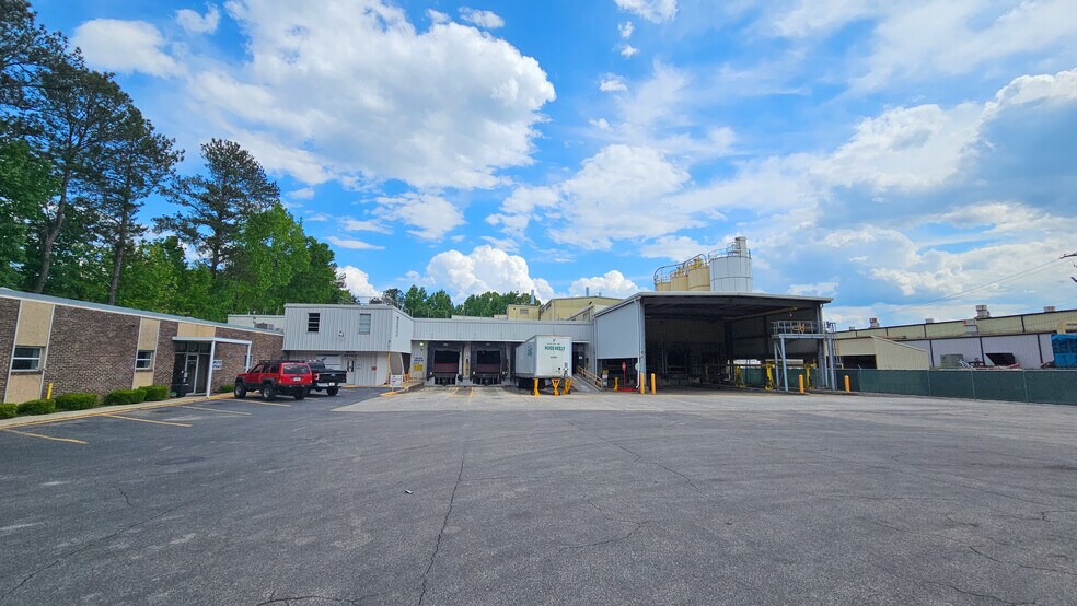 2601 Commerce Blvd, Birmingham, AL for sale - Building Photo - Image 1 of 12