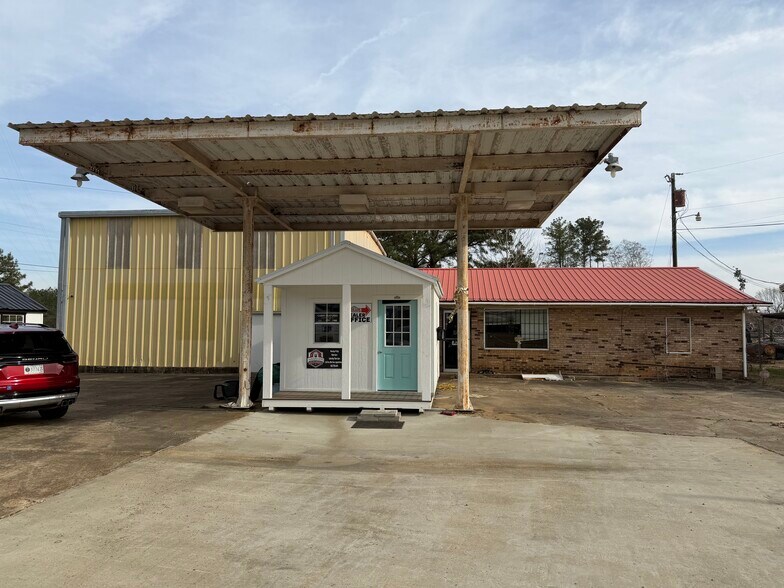 801 Highway 12 W, Kosciusko, MS à vendre - Photo du bâtiment - Image 2 de 8