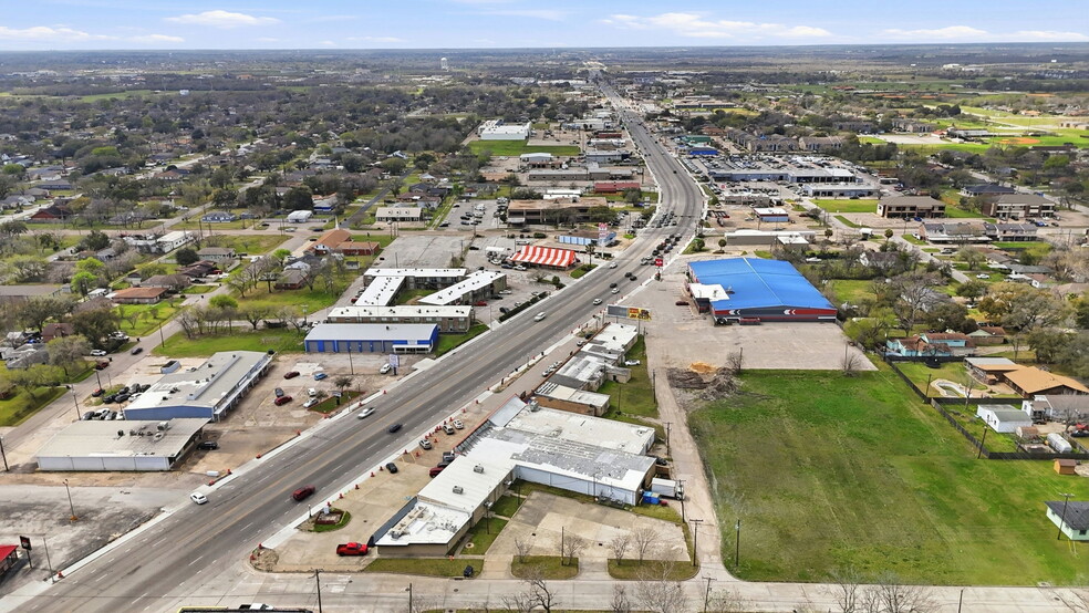 2312-2314 Palmer Hwy, Texas City, TX à vendre - Photo principale - Image 1 de 16
