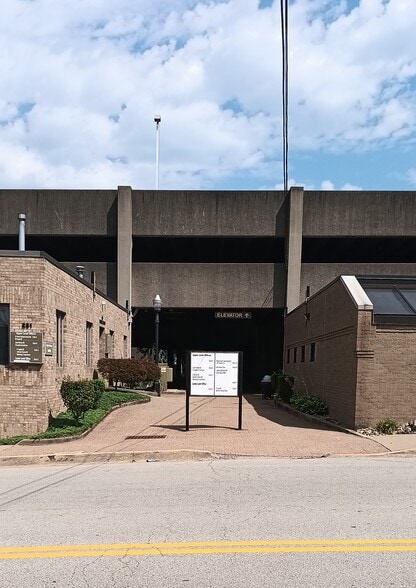 251 7th St, New Kensington, PA for sale - Building Photo - Image 2 of 18