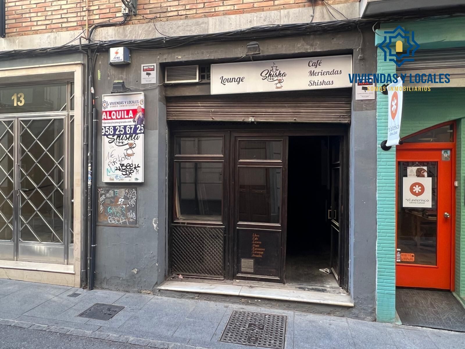 Commerce de détail dans Granada, Granada à louer Photo du bâtiment- Image 1 de 18
