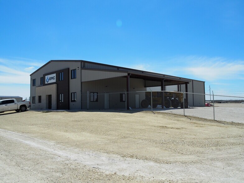 1883 U.S. Hwy 285, Fort Stockton, TX à louer - Photo du bâtiment - Image 3 de 13