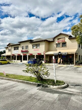 Plus de détails pour 101 Divine Dr, Davenport, FL - Commerce de détail à louer