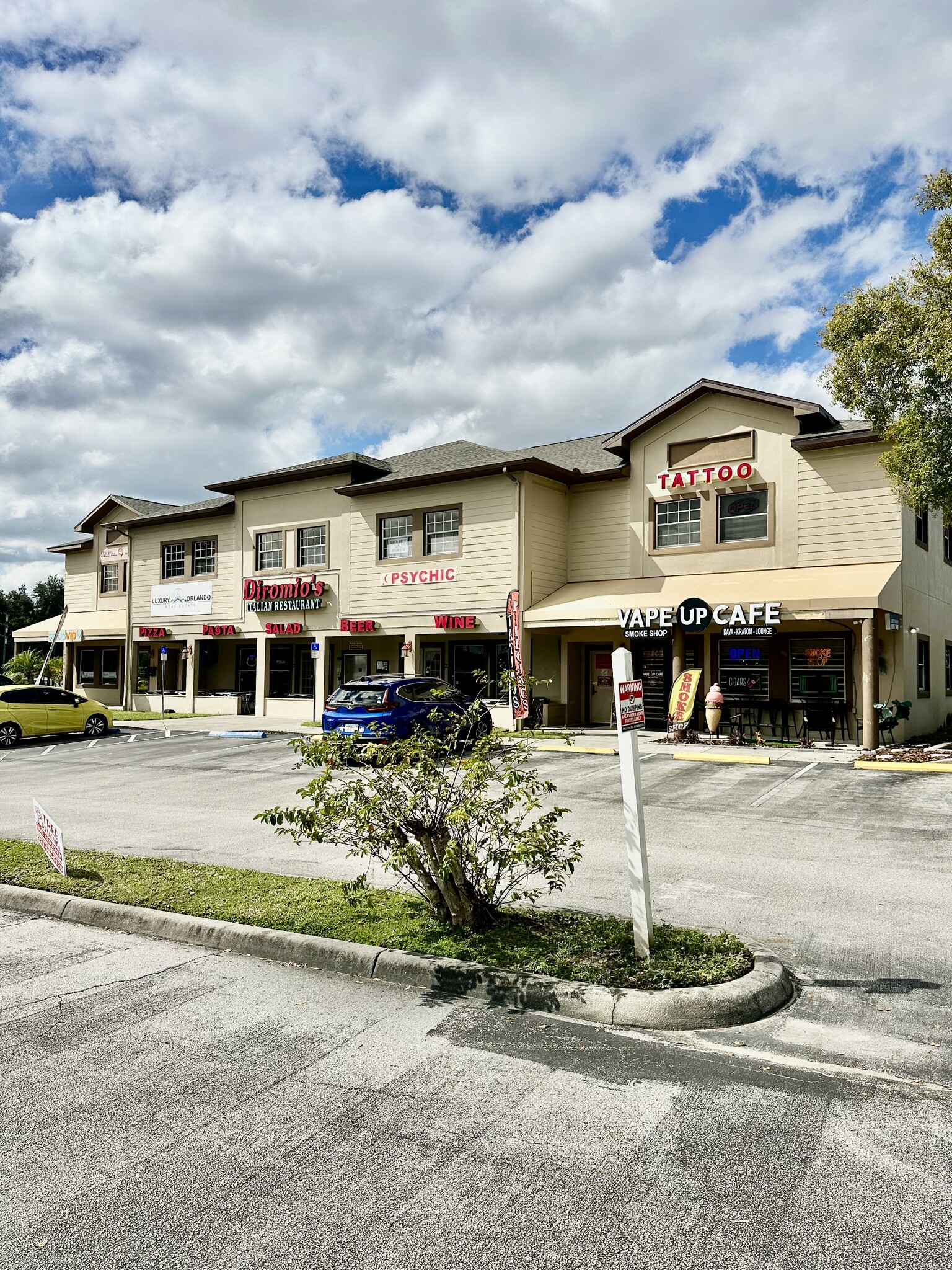 101 Divine Dr, Davenport, FL for lease Primary Photo- Image 1 of 3