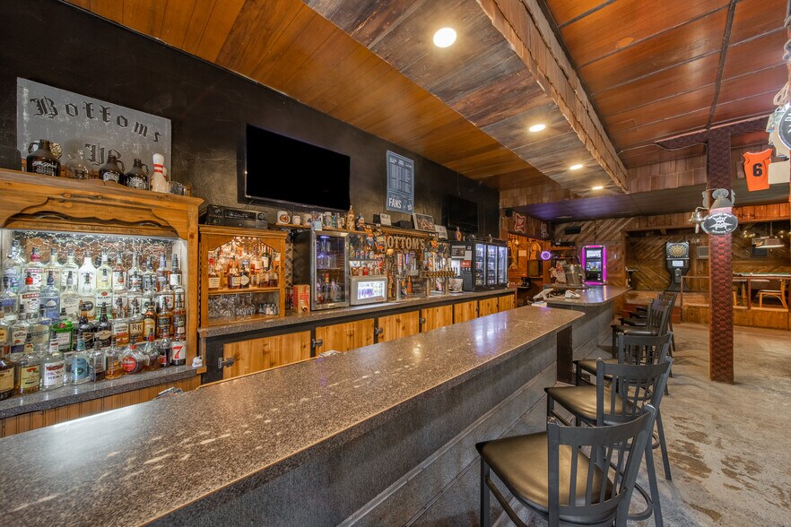 309 Main, Juliaetta, ID à vendre - Photo du bâtiment - Image 3 de 22