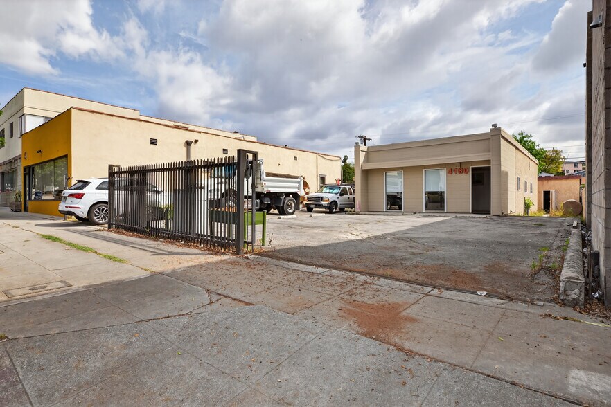 4160 Verdugo Rd, Los Angeles, CA à louer - Photo du bâtiment - Image 2 de 48