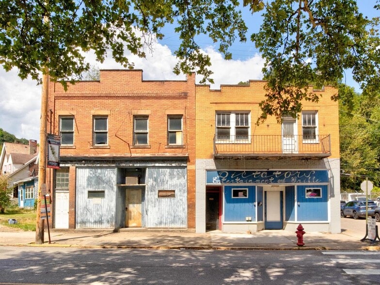 800 Franklin Ave, Aliquippa, PA for sale - Building Photo - Image 2 of 36