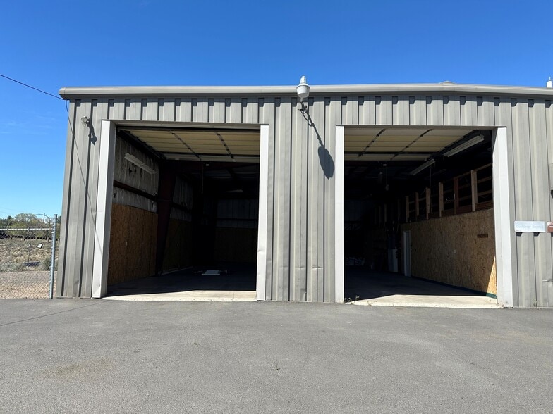 114 NE Penn Ave, Bend, OR for lease - Building Photo - Image 3 of 13