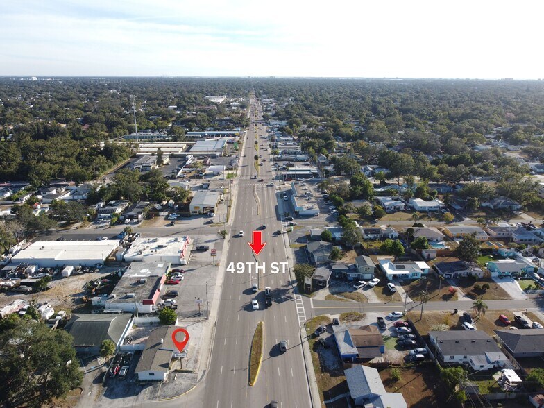 4795 49th St N, Saint Petersburg, FL à vendre - Photo du bâtiment - Image 2 de 22