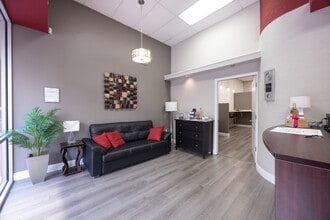 241 S Westmonte Dr, Altamonte Springs, FL for lease Lobby- Image 2 of 18