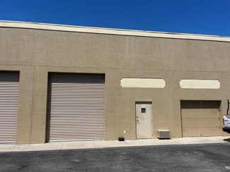 Plus de détails pour 1040 Collier Center Way, Naples, FL - Industriel à louer