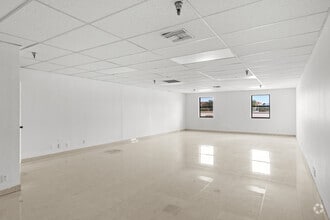11575 US Route 1, Palm Beach Gardens, FL for lease Interior Photo- Image 1 of 2