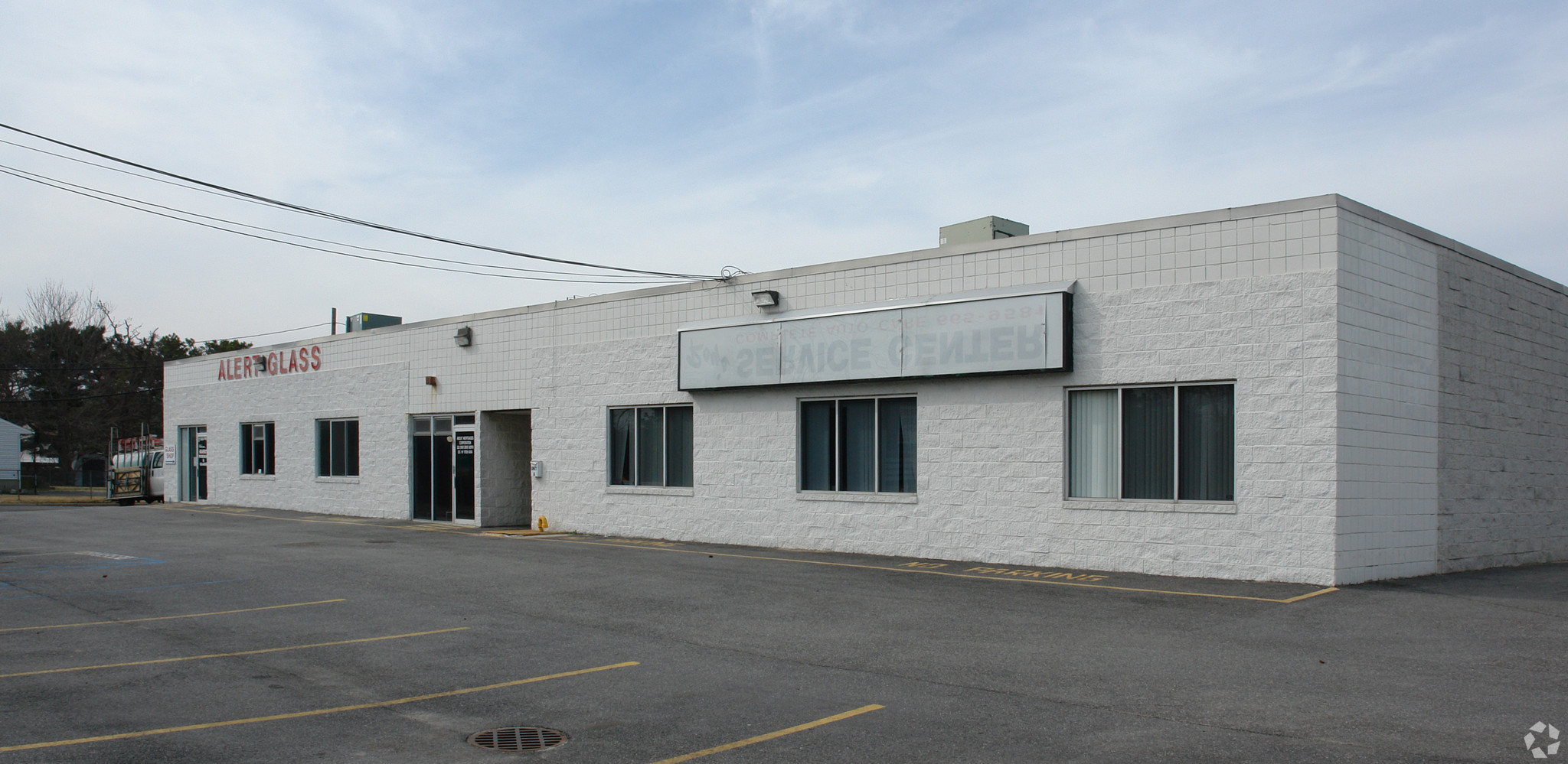 333 Spur Dr N, Bay Shore, NY for lease Primary Photo- Image 1 of 4