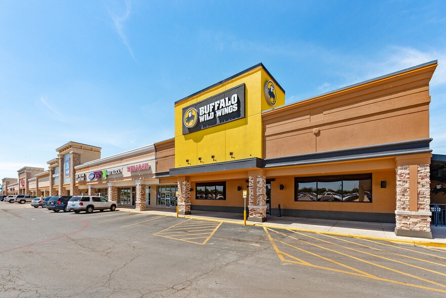 509-531 W Commerce St, Brownwood, TX à louer - Photo du bâtiment - Image 2 de 11