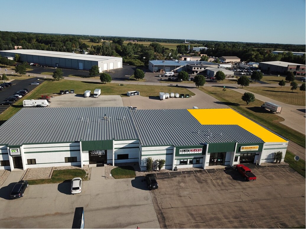 1903 Progress Way, Kaukauna, WI à louer Photo du bâtiment- Image 1 de 2