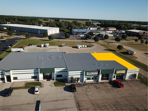 1903 Progress Way, Kaukauna, WI à louer Photo du bâtiment- Image 1 de 2