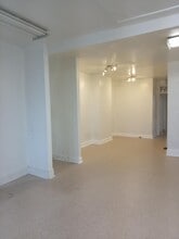 2125-2129 Maryland Ave, Baltimore, MD for lease Interior Photo- Image 2 of 9