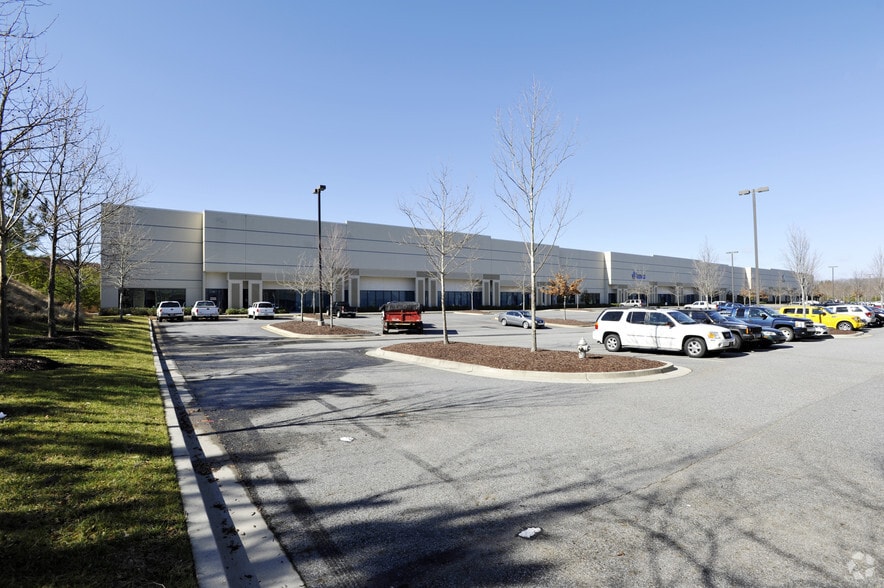 485 Horizon Dr, Suwanee, GA for lease - Primary Photo - Image 1 of 8