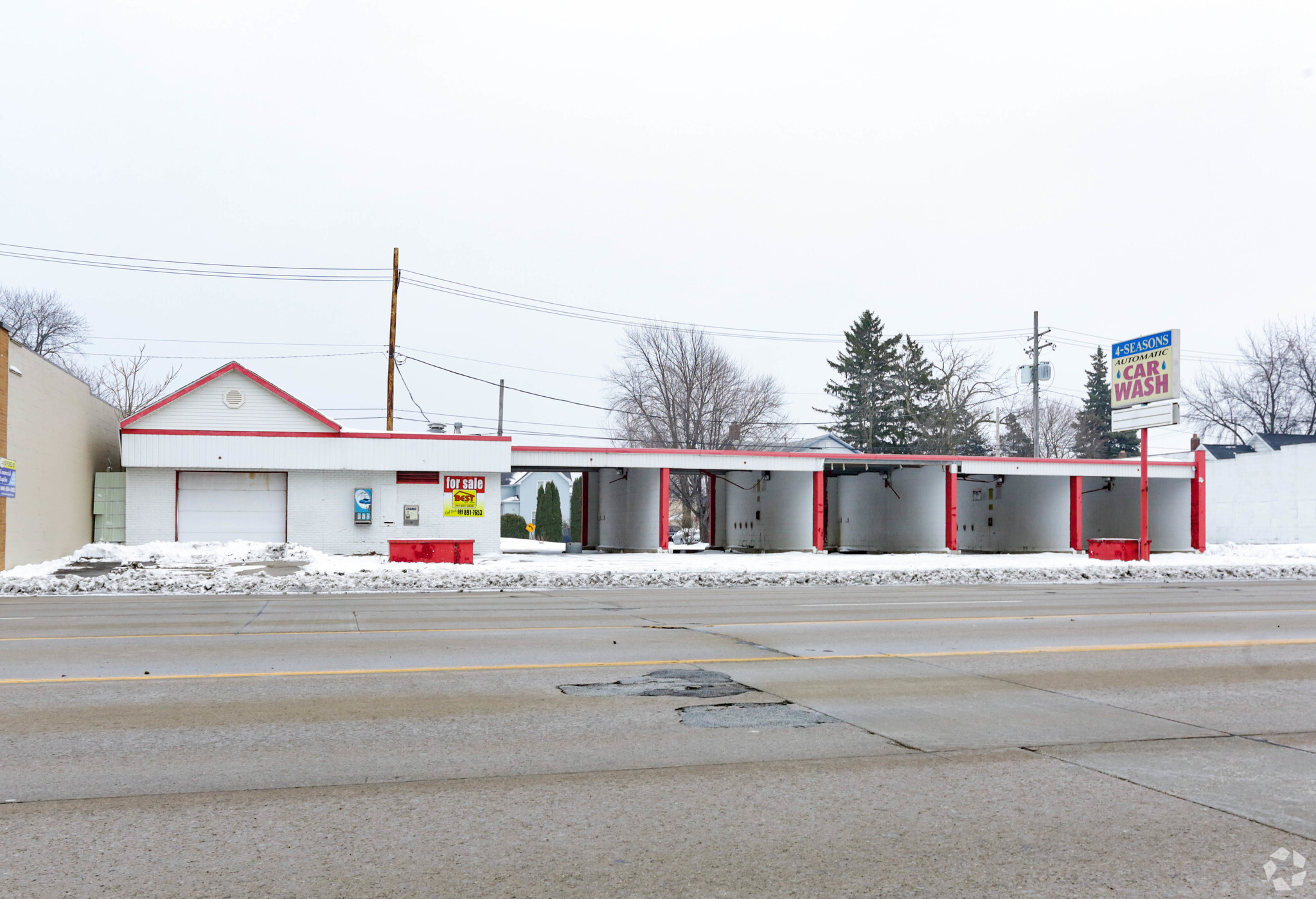 208 Washington Ave, Bay City, MI for sale Primary Photo- Image 1 of 1