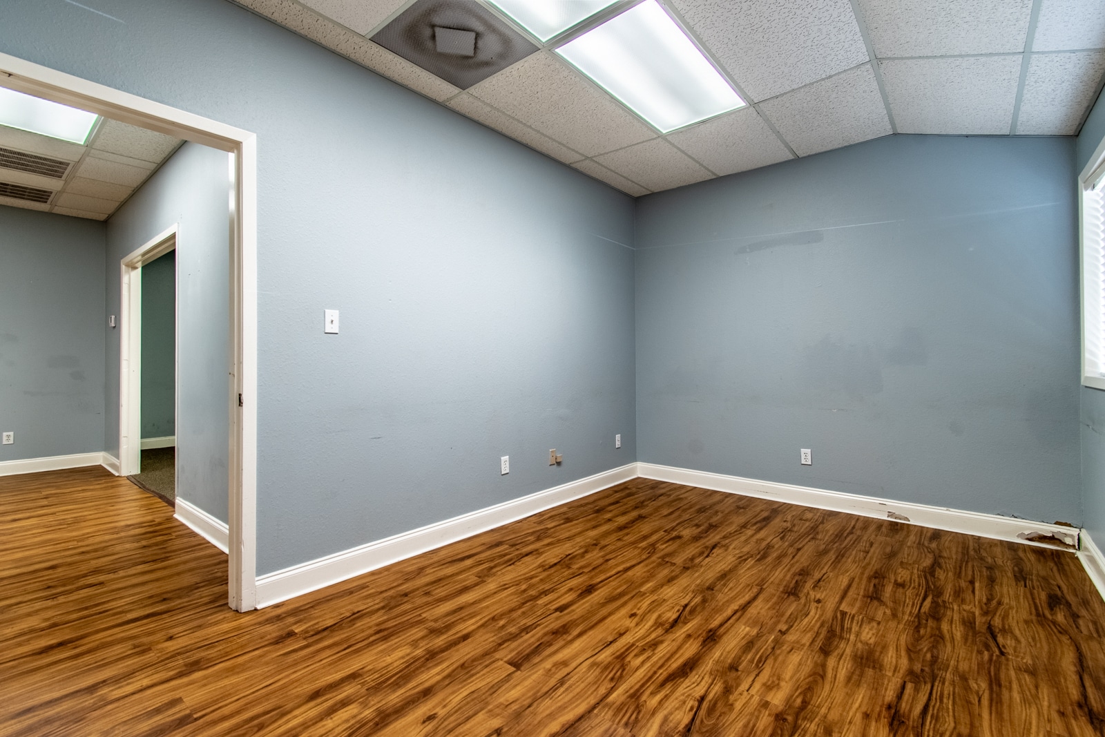 4825 Everhart, Corpus Christi, TX for lease Interior Photo- Image 1 of 12