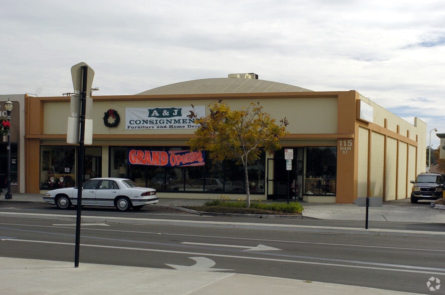 115 Main St, Vista, CA for lease - Building Photo - Image 3 of 8