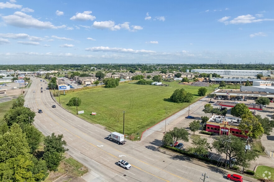 6507 Spencer Hwy, Pasadena, TX for sale - Aerial - Image 3 of 14