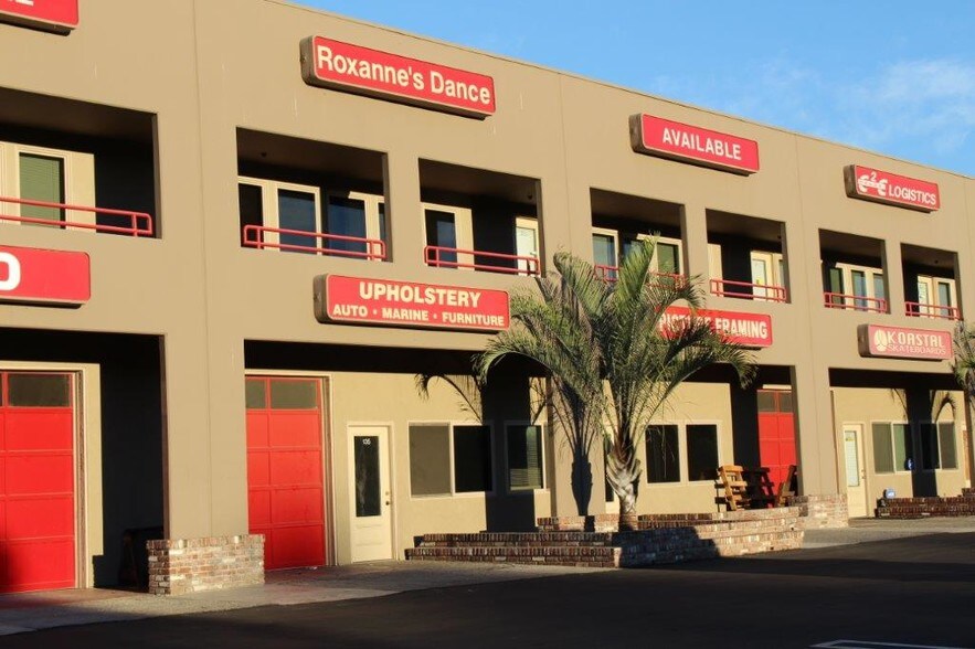 27324 Camino Capistrano, Laguna Niguel, CA à louer - Photo du bâtiment - Image 3 de 8