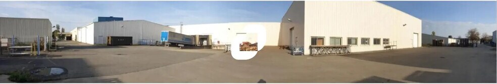 Flex dans Nantes à louer - Photo du bâtiment - Image 1 de 9