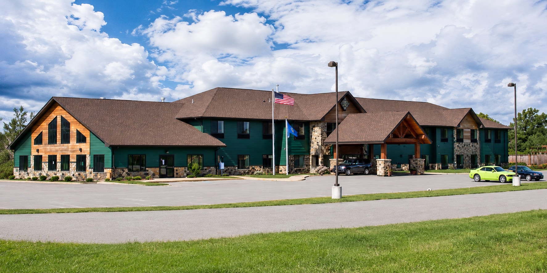 201 4th Ave NW, Deer River, MN à vendre Photo principale- Image 1 de 10