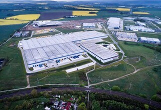  à louer Photo du bâtiment- Image 1 de 1