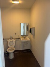 932 NE 24th Ln, Cape Coral, FL for lease Interior Photo- Image 2 of 4