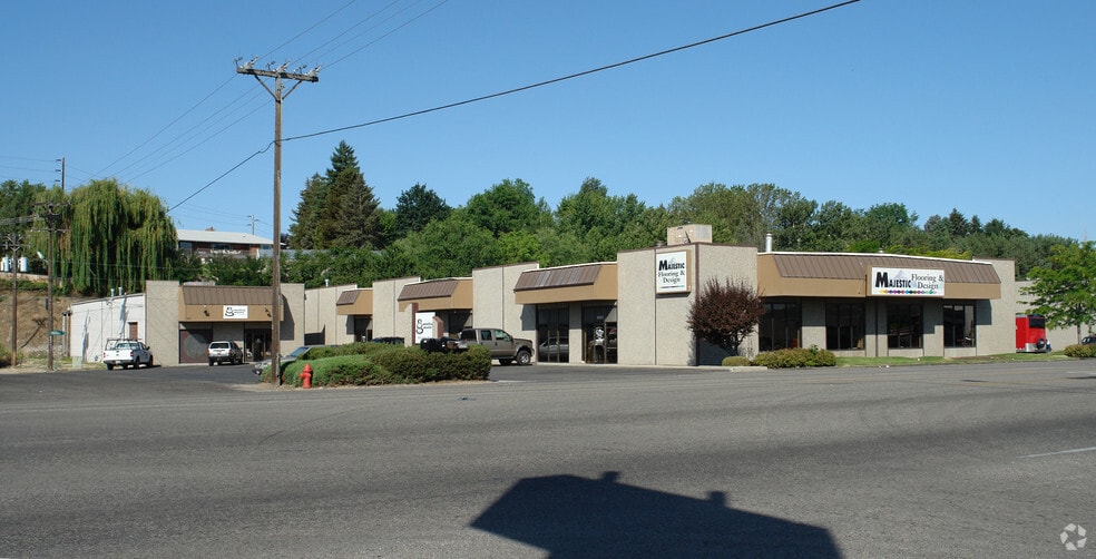 4501 W Chinden Blvd, Garden City, ID for sale - Primary Photo - Image 1 of 6