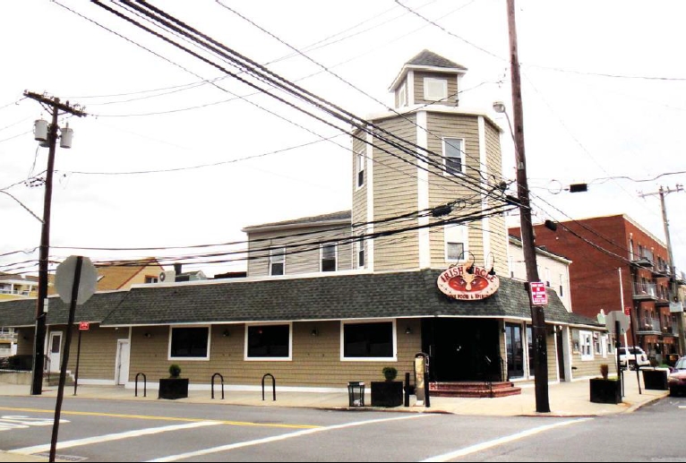 101-19 Rockaway Beach Blvd, Far Rockaway, NY for sale - Primary Photo - Image 1 of 1