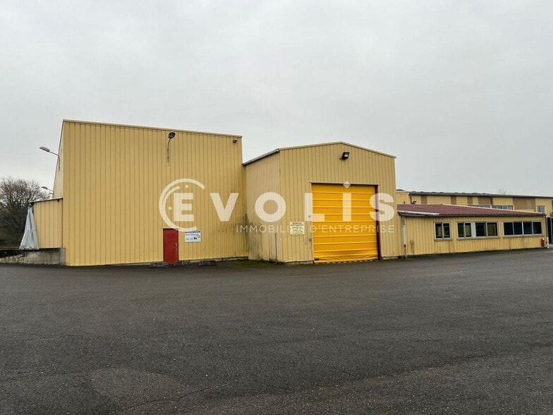 Flex in Saint-Trivier-sur-Moignans for sale - Building Photo - Image 3 of 36