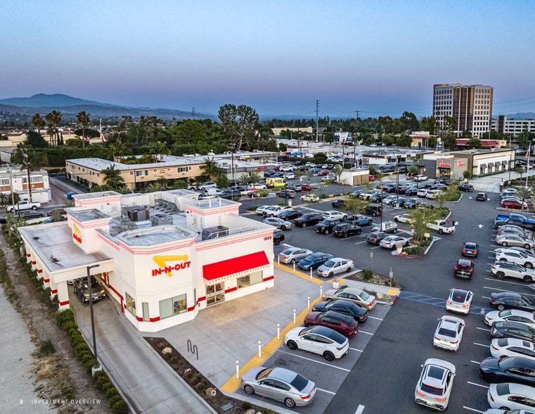 1701 N Tustin Ave, Santa Ana, CA for sale - Building Photo - Image 3 of 4
